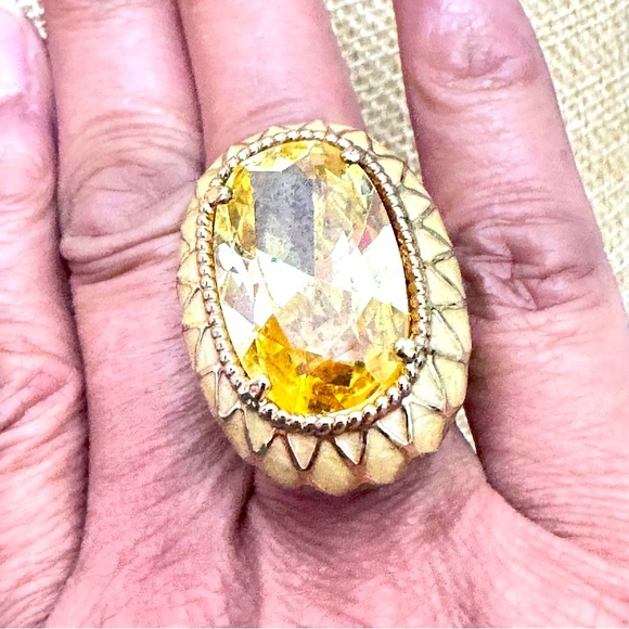 Vintage Large Cocktail Ring Yellow Glass Crystal Enamel Harlequin Mosaic Band - Picture 12 of 12